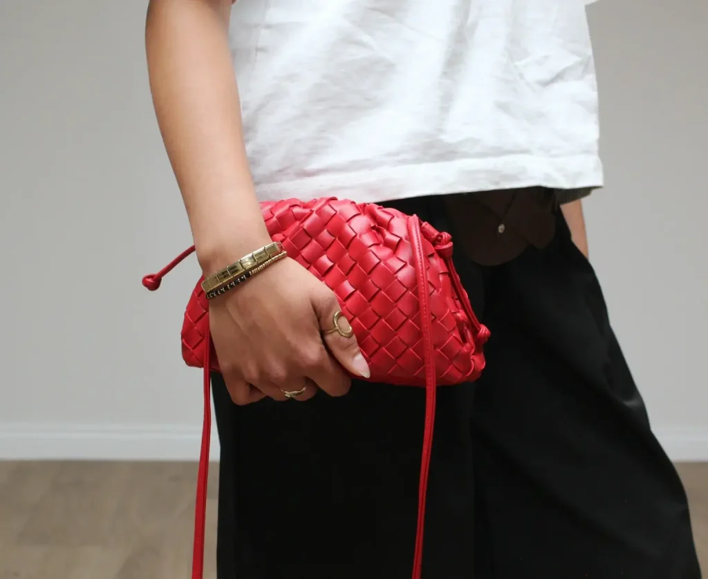 Red in Hand 2